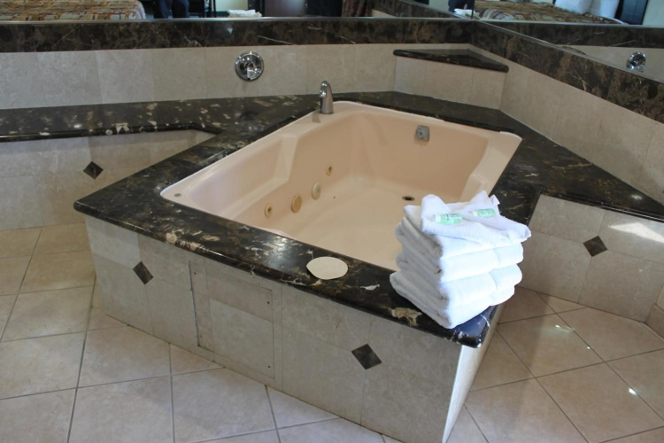 Crystal Inn & Suites photo 14