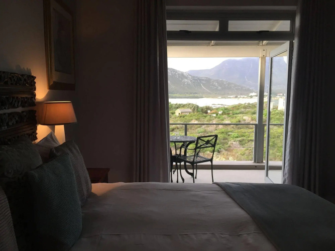 Moonstruck on Pringle Bay