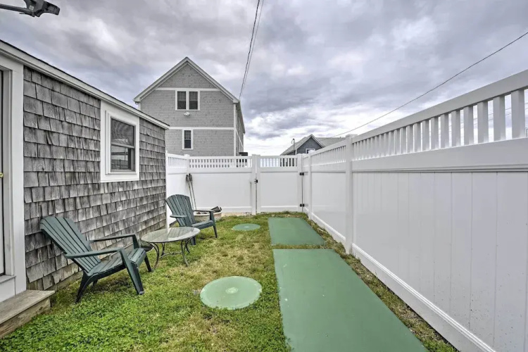 Peaceful Cottage - Steps to Matunuck Beach