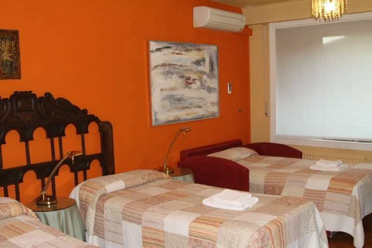 Economy Triple room