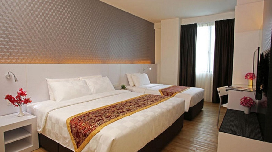 Triple Suite