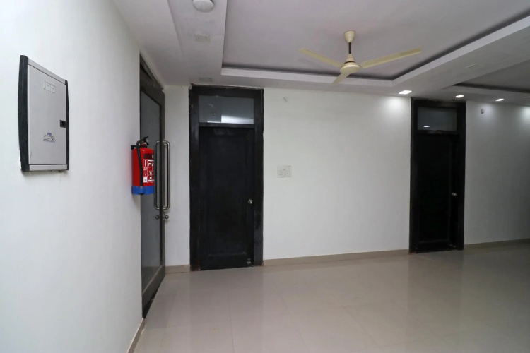 OYO Flagship 30894 Indira Nagar
