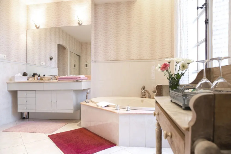 Bagatelle Bed & Breakfast