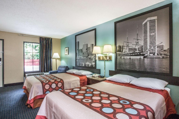 Standard Quadruple room