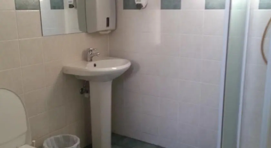 Maidla Hostel