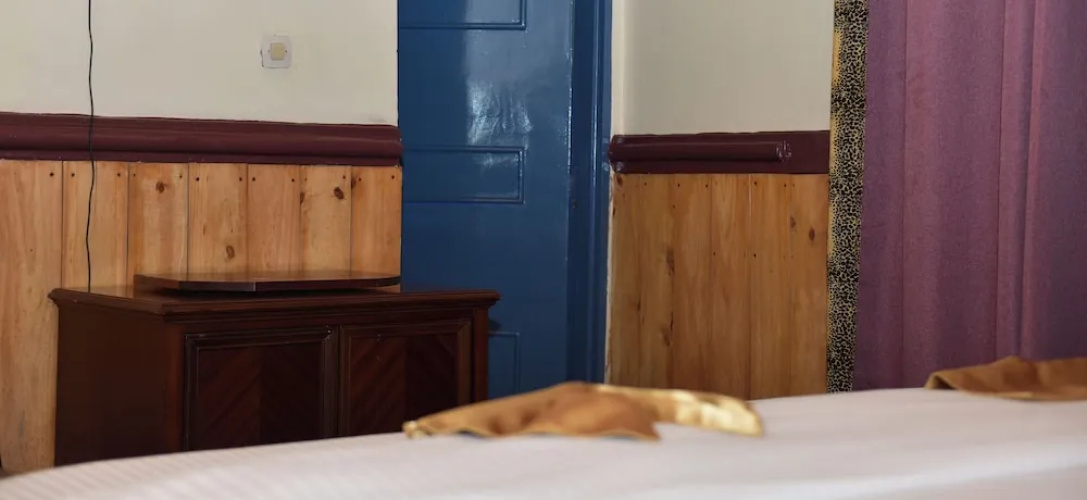 New Zebra Hotel