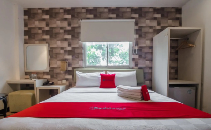 Hotel Feodora by RedDoorz