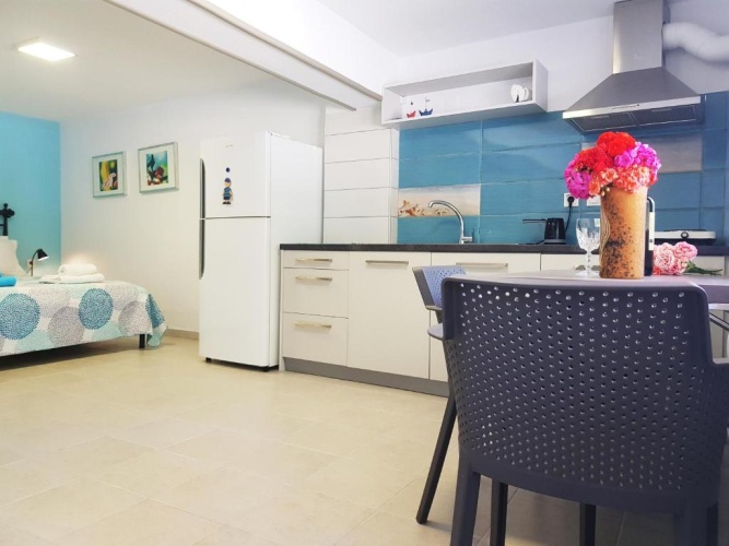 1 Bedroom Double Apartment