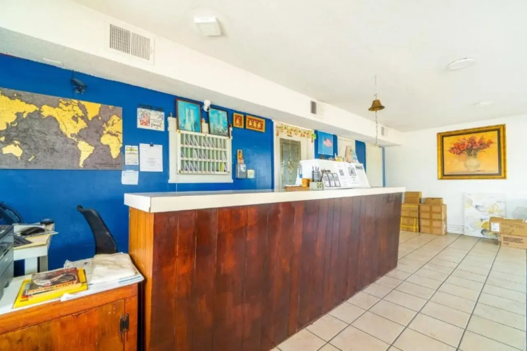 Lamplighter Inn By OYO Independence