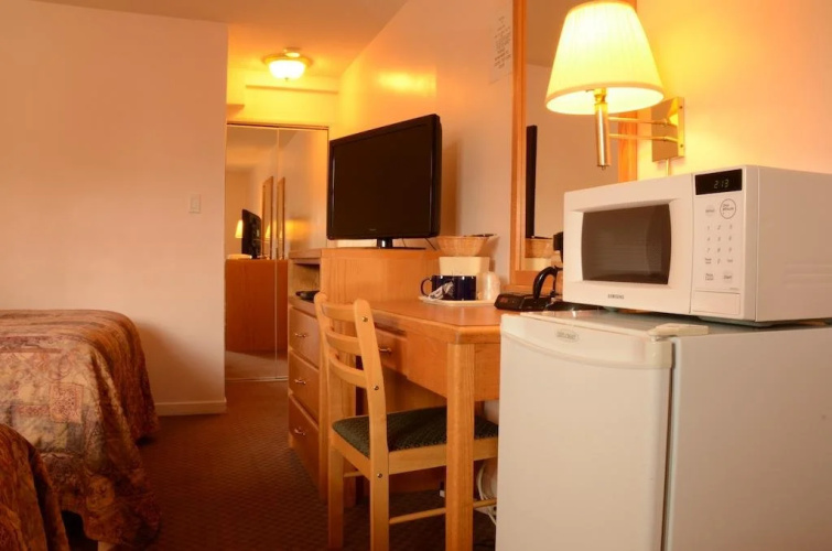 Economy Inn