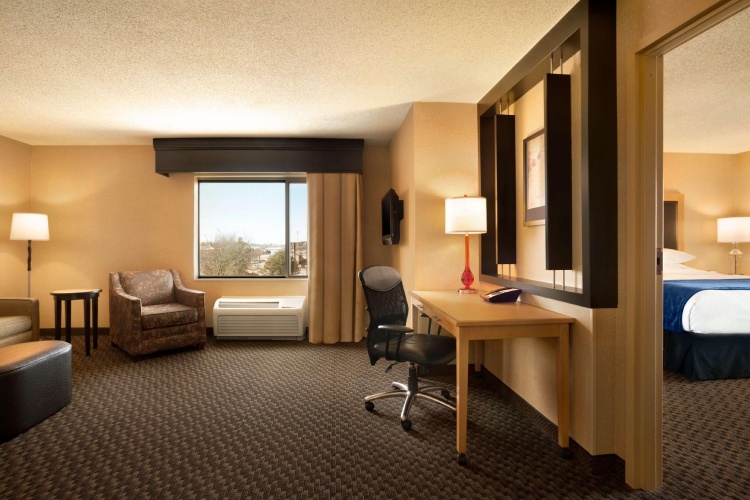 1 Bedroom Double Suite