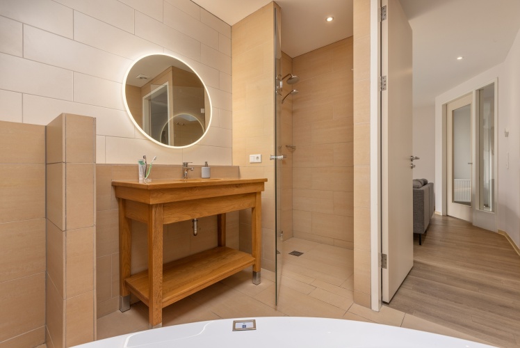 1 Bedroom Premium Cottage
