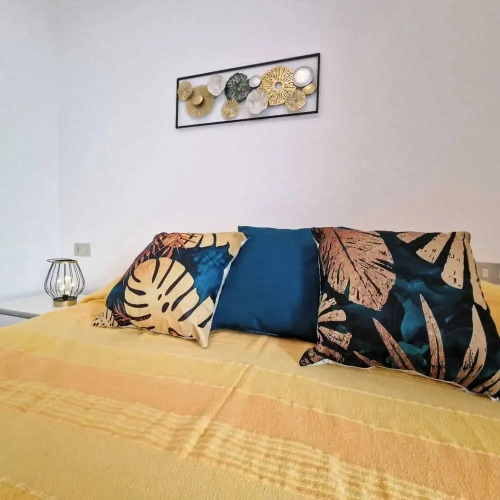 2 Bedrooms Apartment with balcony and with city view