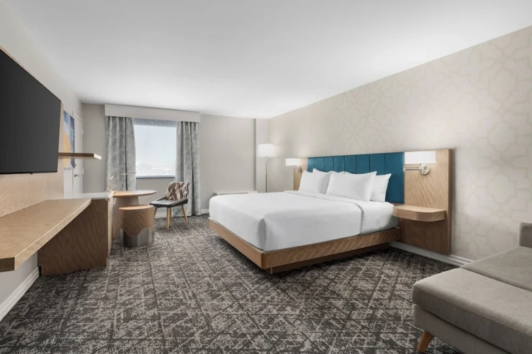 2 Bedrooms Double Suite