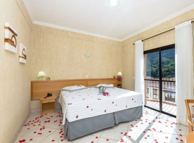 Deluxe Triple room with balcony