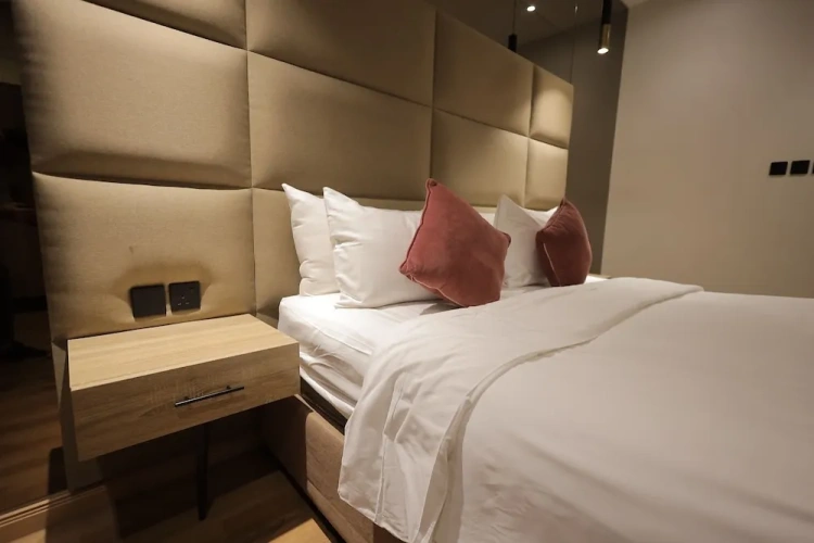 Single Suite