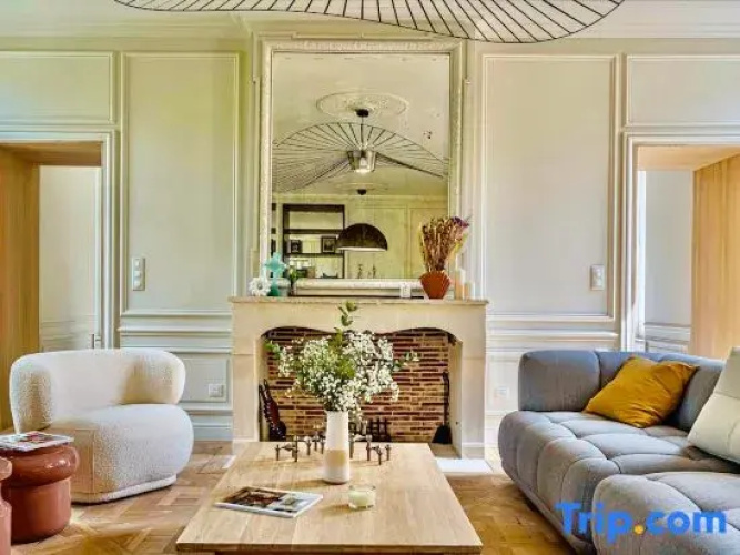 Historic 3BR Home • Bayeux Center