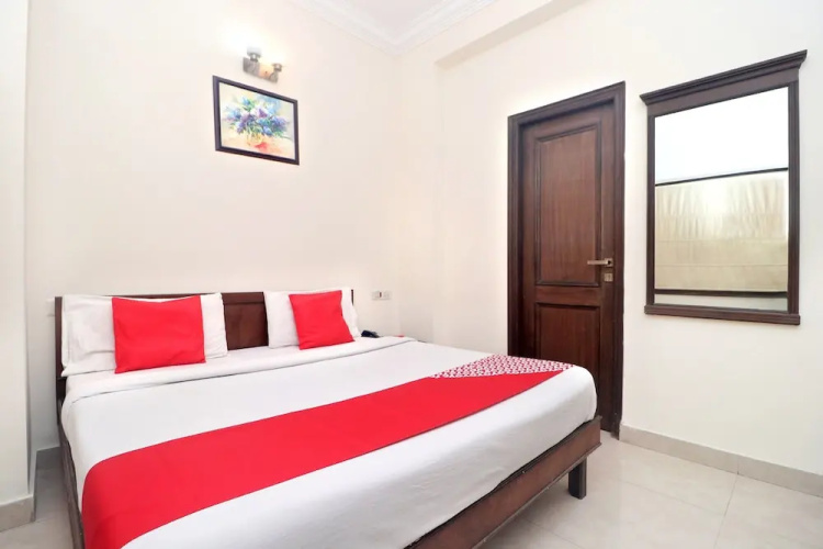 OYO 18964 Hotel Temple View