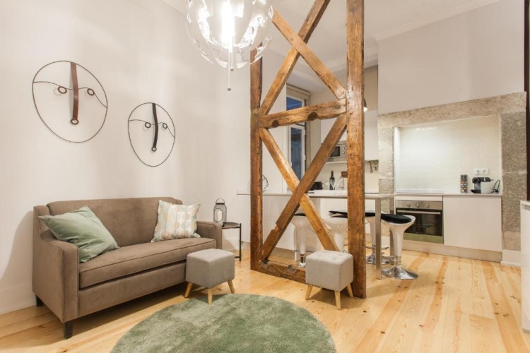 2 Bedrooms Apartment with city view