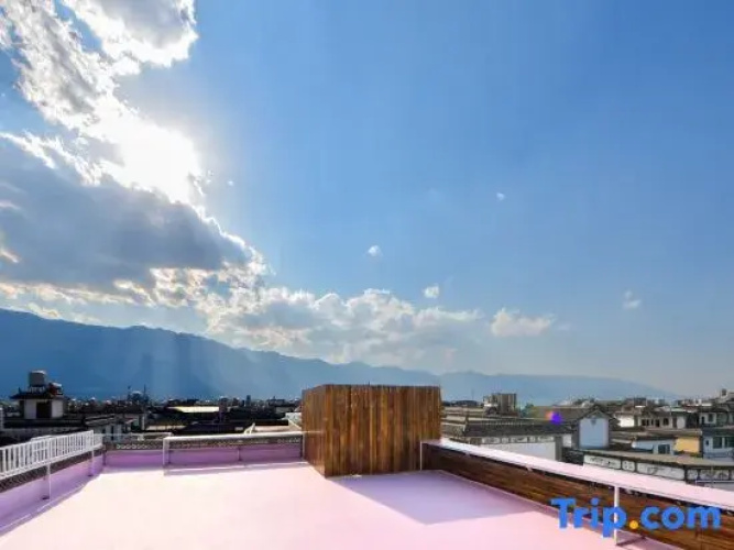 Dali Lanyue Seaview Hotel