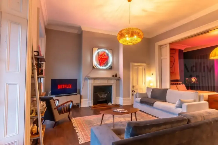 Historic Seaview Gem in Ramsgate by Adliv