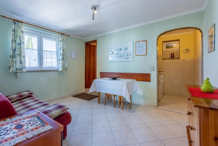 Apartman ELLEN 3