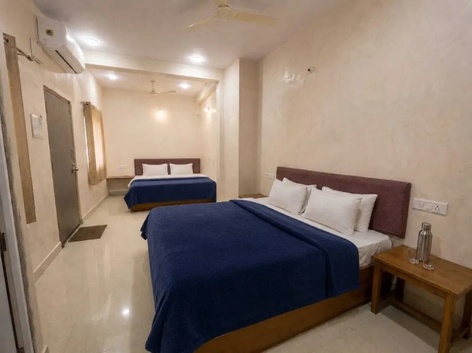 Kanha Homestay Near Mahakal Mandir - Ujjain