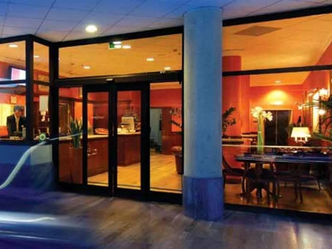 Atahotel De Angeli