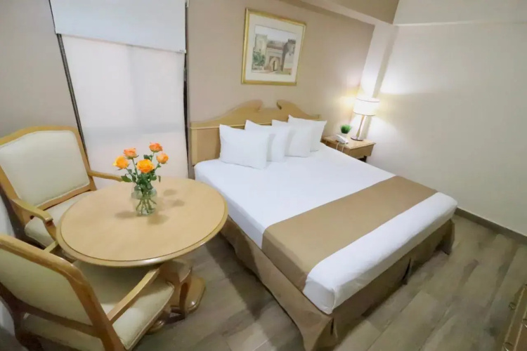 Hotel Madero Express