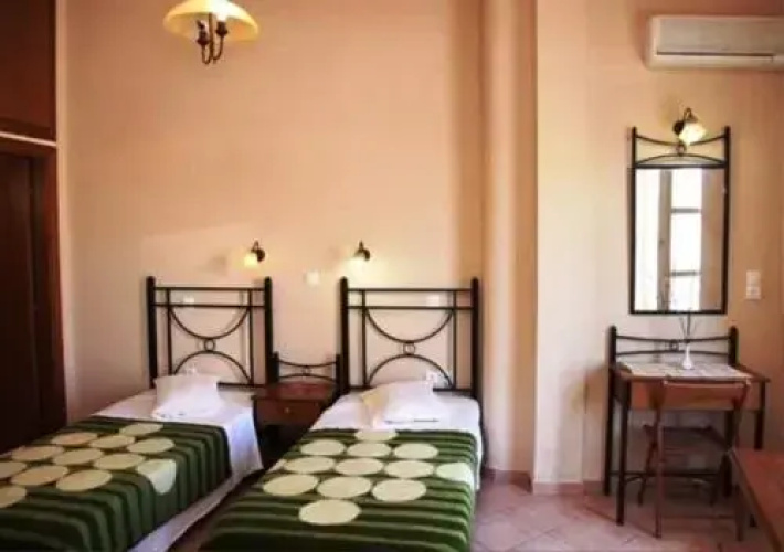 Hermoupolis Rooms
