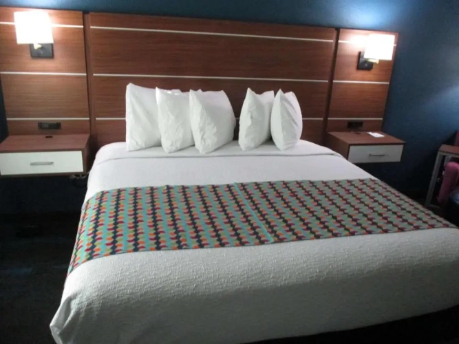 2 Bedrooms Double Suite