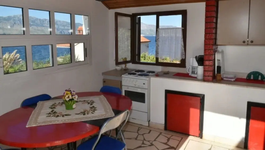 Ivo - 30m From the Beach - A1
