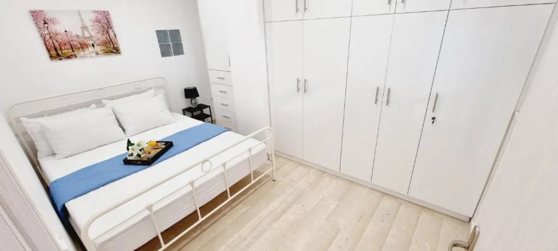 Cristina Studio Apartment