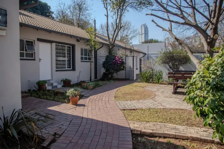 Sandton Hideout SPA and Accommodation
