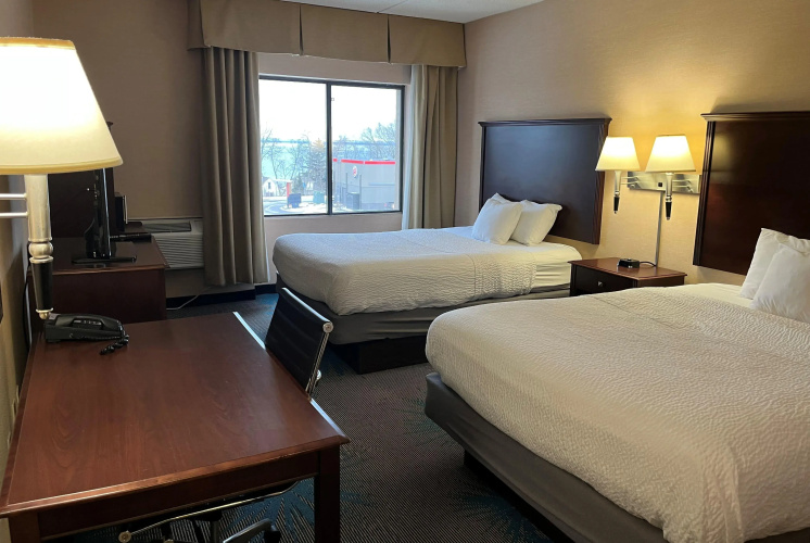 Days Inn by Wyndham Duluth Lakewalk