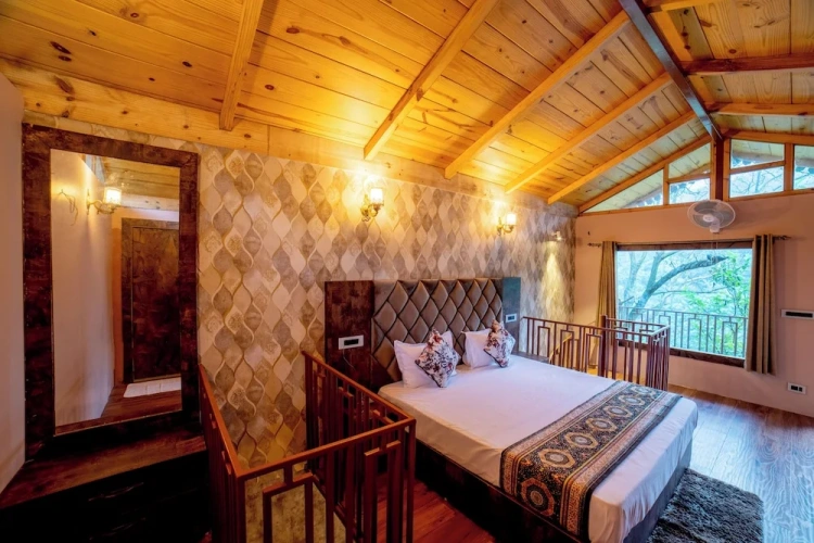 Grand room