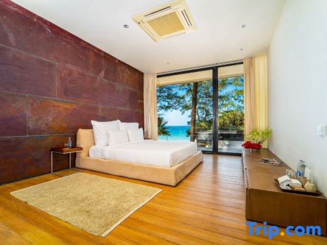 4 Bedrooms Deluxe Villa