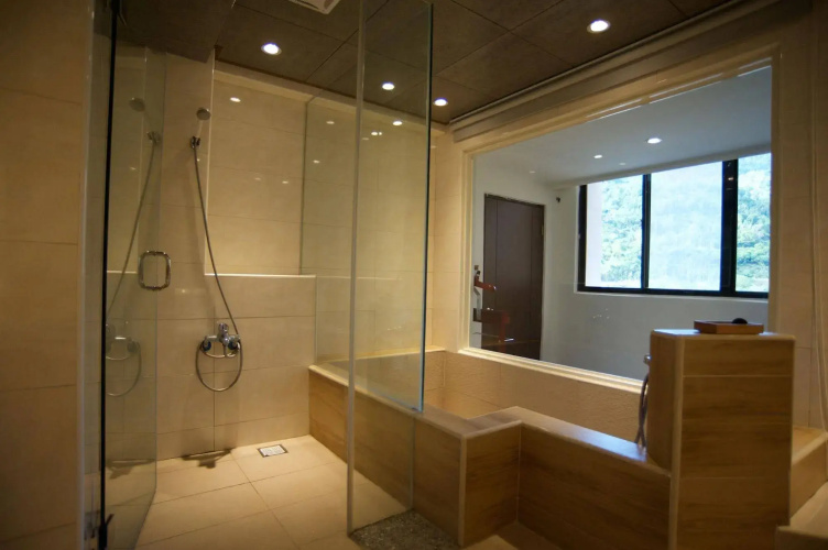 Newjhihben Hotel