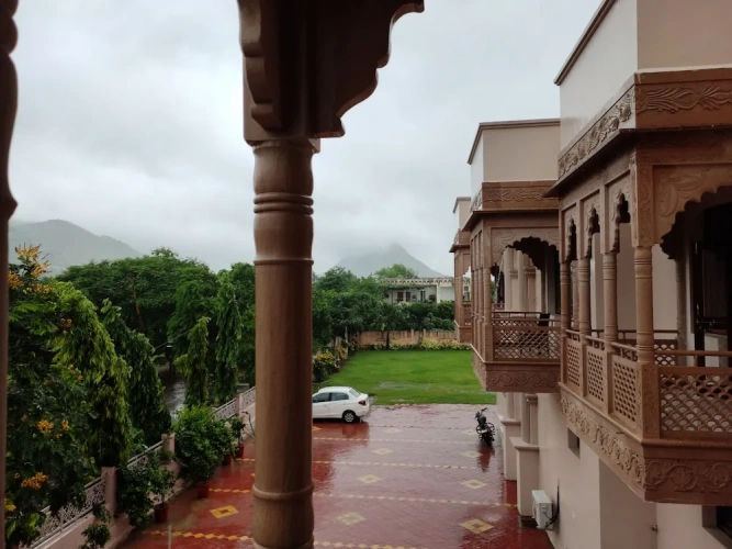 Standard Double room with balcony and with mountain view