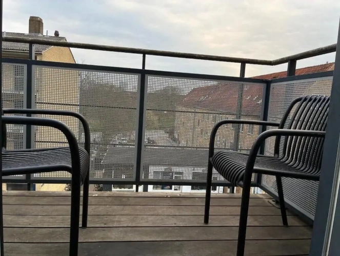 3 Bedrooms Apartment