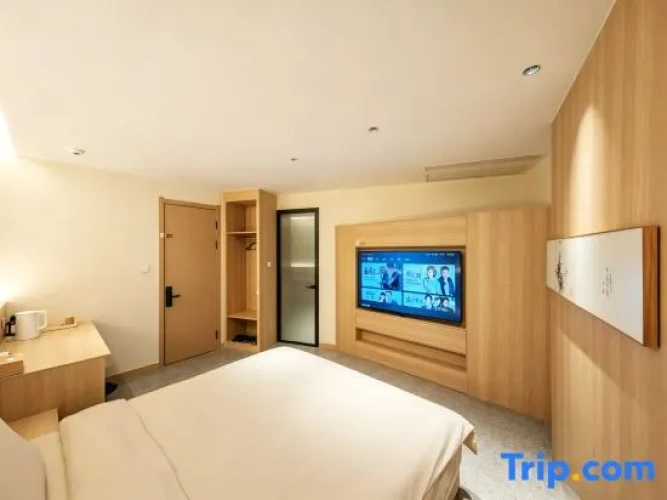 Standard Double room with mountain view