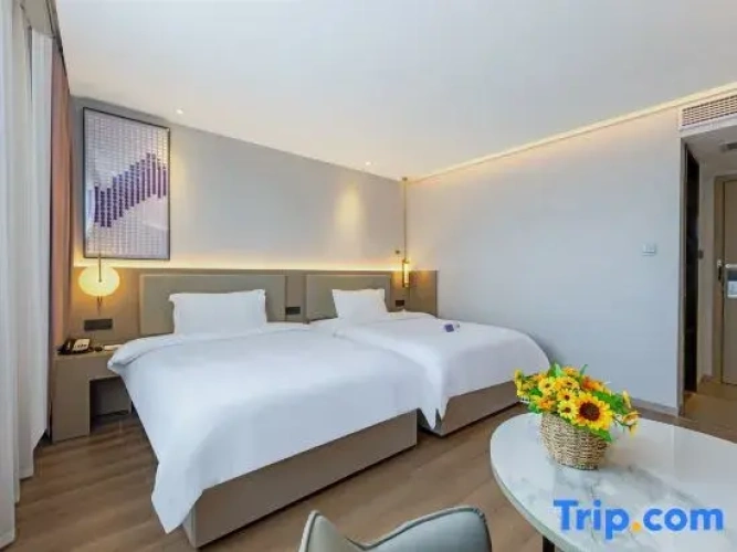 Deluxe Double room with view