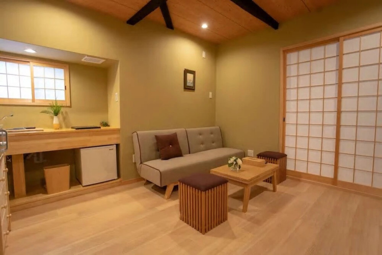 Tsuru Inn-Tsurumibashi