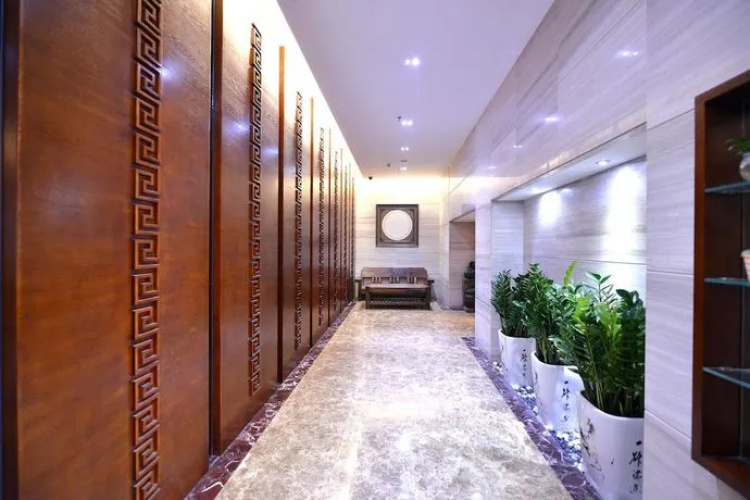 Guo Bin Commercial Hotel