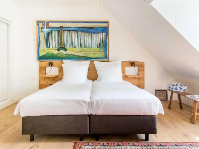 Standard Double Basement room