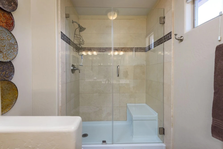 Raintree 2 Bedroom Condo by RedAwning
