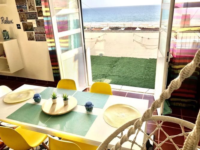 Fonte Da Telha Cliff House