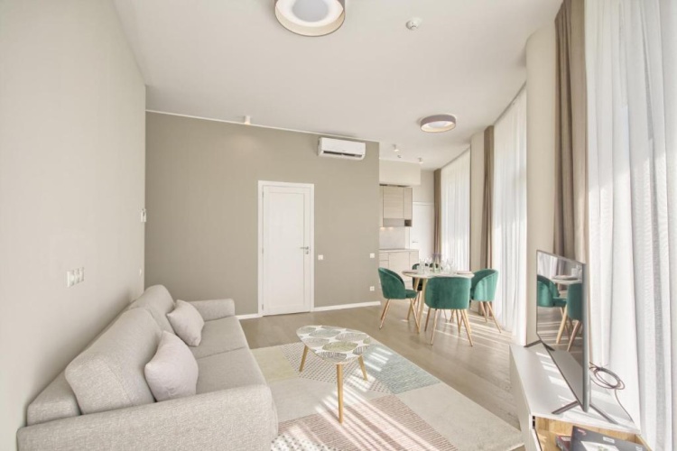 1 Bedroom Apartment