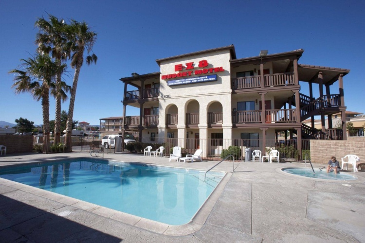 Ez 8 Motel Palmdale photo 12