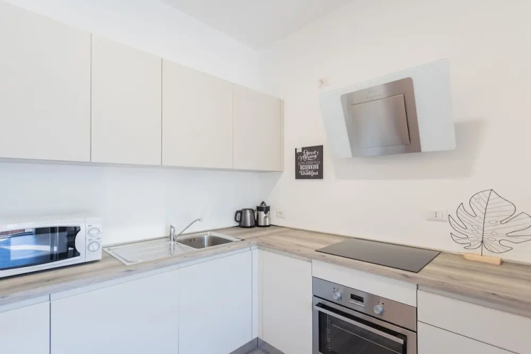 Co-c933-ggar24c4 - Central Green Apartment